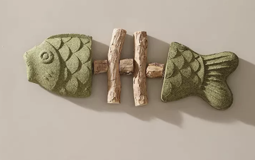 Fish-Shaped Cat Toy with Catnip
